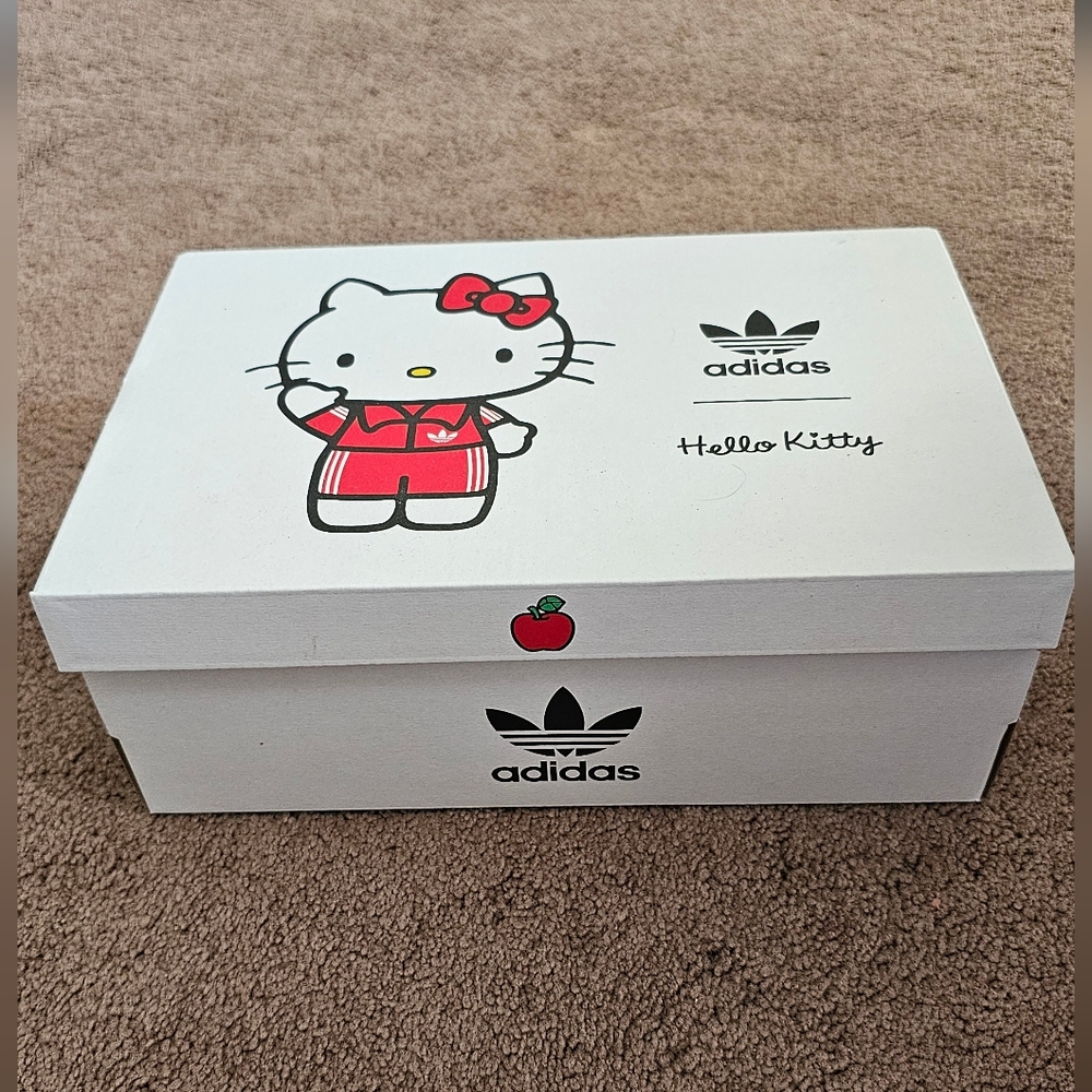 Adidas Hello Kitty Superstar